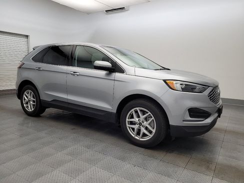 Used 2024 Ford Edge SEL image 11