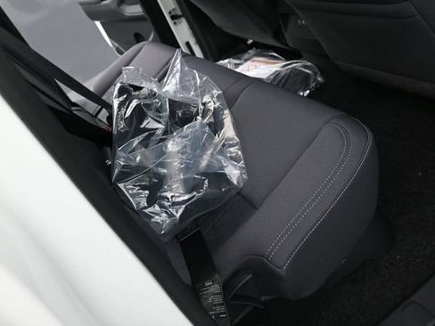 New 2026 Nissan Frontier SV w/ Tow Package RWD image 32