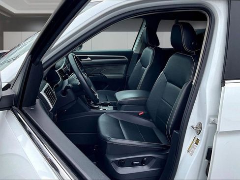 Used 2023 Volkswagen Atlas SE FWD image 21