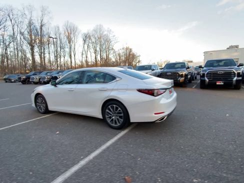 Used 2022 Lexus ES 350 image 12