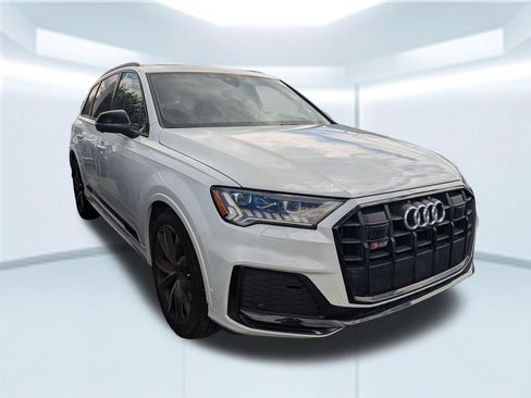 Used 2023 Audi SQ7 Prestige AWD/4WD image 3