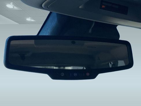 Used 2016 Cadillac Escalade ESV Premium image 17