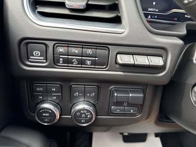 Certified 2024 GMC Yukon AT4 w/ AT4 Premium Plus Package AWD/4WD image 18