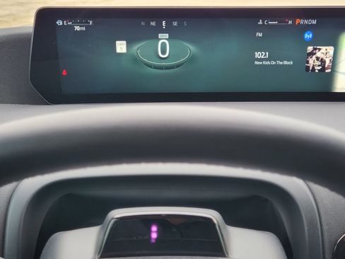 New 2025 Ford Expedition Max Platinum image 16