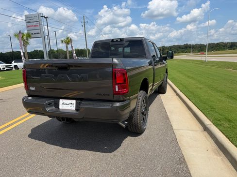 New 2026 RAM 2500 Big Horn AWD/4WD image 6