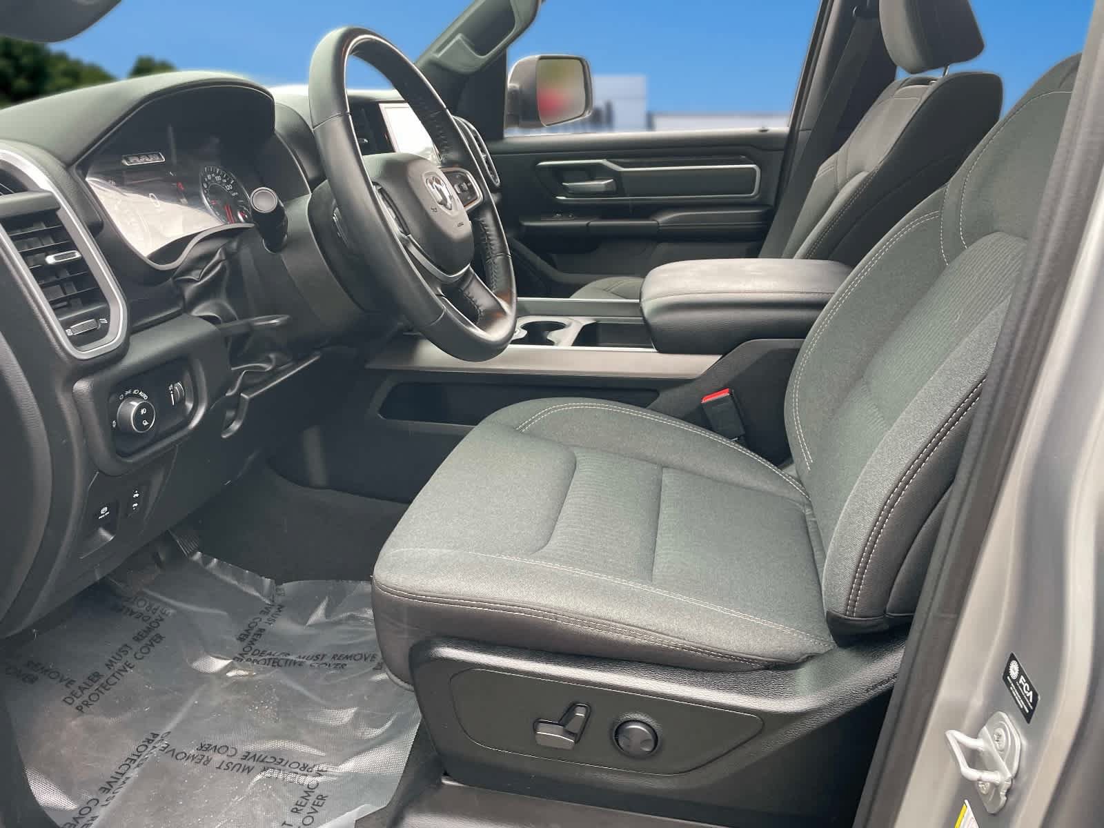 Used 2022 RAM 1500 Big Horn AWD/4WD image 21