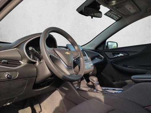 Used 2024 Chevrolet Malibu LT FWD image 10