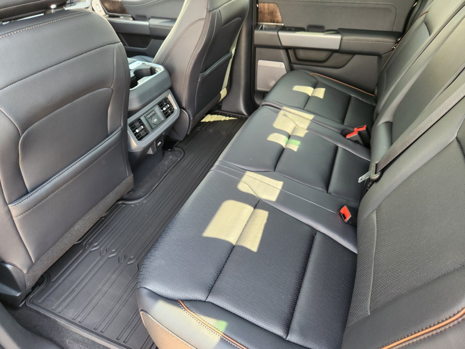 New 2027 Ford F250 Lariat w/ Tremor Off-Road Package AWD/4WD image 26