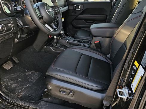 New 2026 Jeep Wrangler Unlimited Rubicon image 13