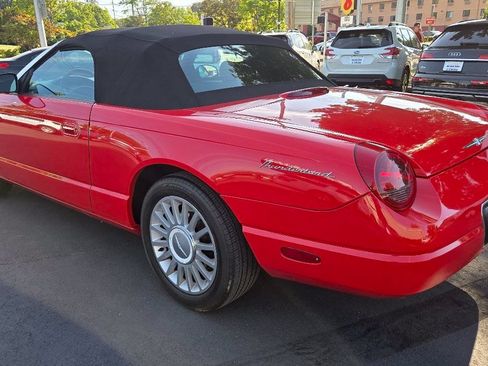Used 2005 Ford Thunderbird RWD image 11