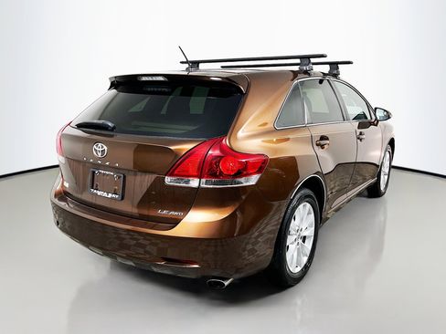 Used 2014 Toyota Venza LE image 4