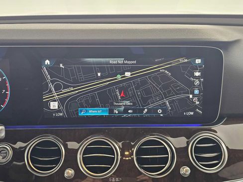 Used 2023 Mercedes-Benz E 350 Sedan image 25
