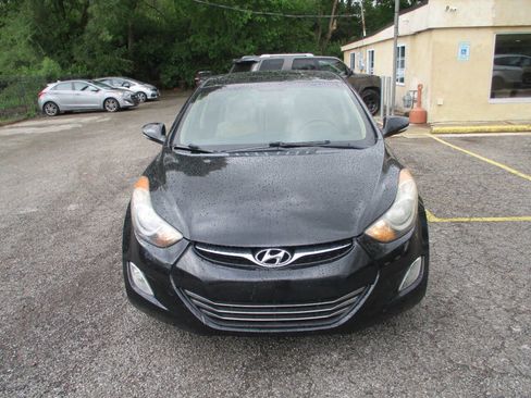 Used 2011 Hyundai Elantra Limited FWD image 11