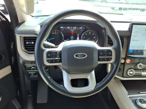 Used 2024 Ford Expedition Max Limited image 8