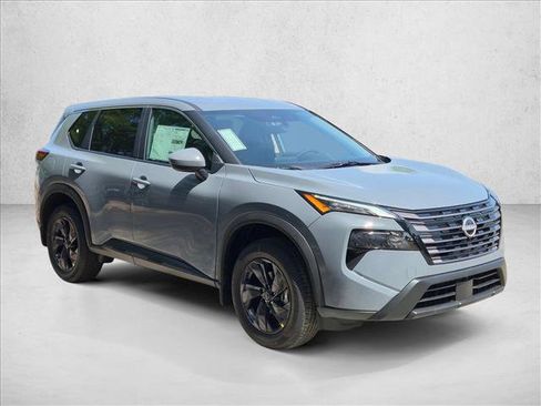 New 2026 Nissan Rogue SV FWD image 6