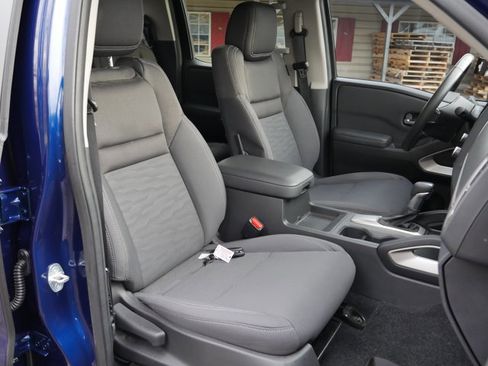 Certified 2022 Nissan Frontier SV w/ Technology Package image 25