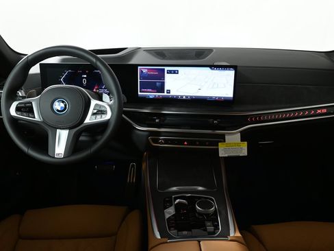 Used 2026 BMW X5 xDrive50e w/ M Sport Package AWD/4WD image 17