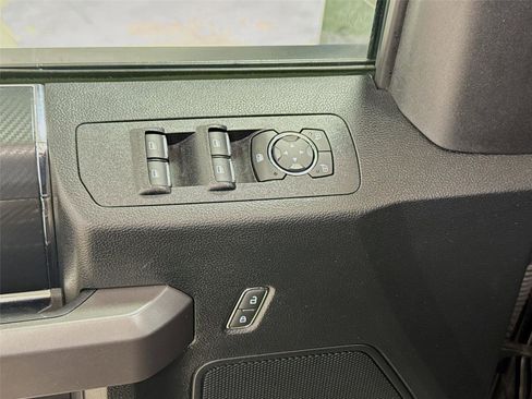 Used 2019 Ford F150 XLT w/ Equipment Group 302A Luxury image 18