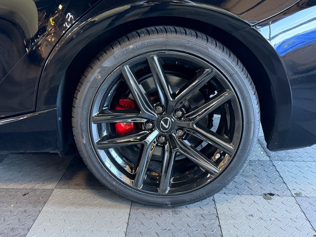 Used 2019 Lexus IS 300 AWD image 31
