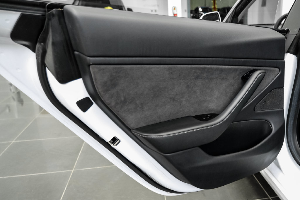 Used 2019 Tesla Model 3 Long Range RWD image 37