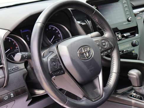 Used 2021 Toyota Camry SE FWD image 24