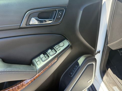 Used 2019 Chevrolet Tahoe Premier AWD/4WD image 14