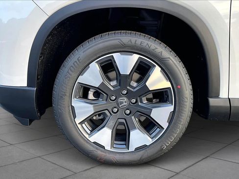 New 2026 Honda Pilot Elite image 9