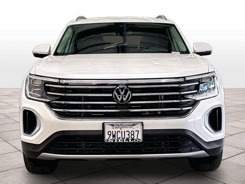 Certified 2026 Volkswagen Atlas SE w/ Black Wheel Package AWD/4WD image 2