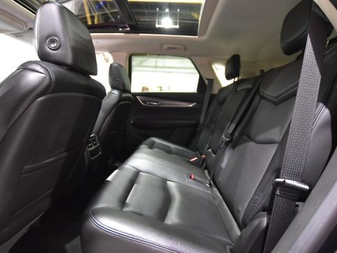 Used 2017 Cadillac XT5 Luxury w/ Driver Awareness Package image 42