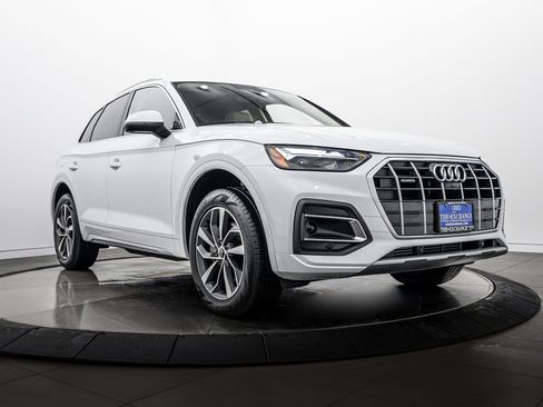 Used 2021 Audi Q5 2.0T Premium Plus w/ Premium Plus Package AWD/4WD image 1