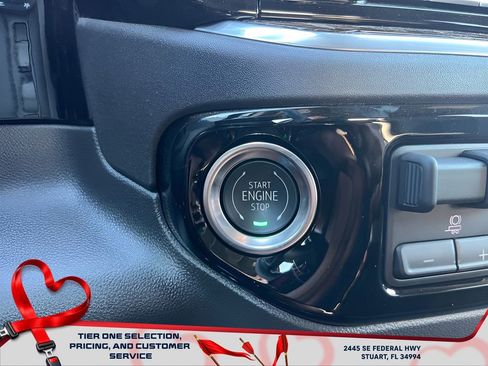 New 2025 GMC Sierra 1500 Elevation image 51