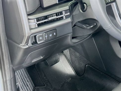 Certified 2026 Hyundai Santa Fe SEL AWD/4WD image 10