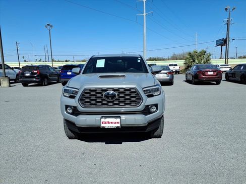 Used 2021 Toyota Tacoma TRD Sport image 3