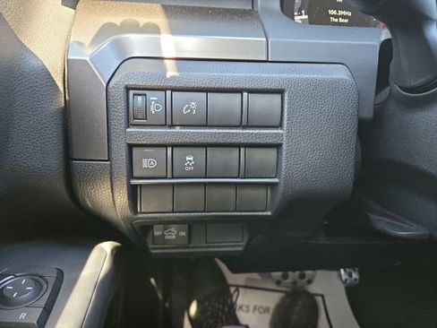 Used 2025 Toyota Tacoma TRD Sport AWD/4WD image 20