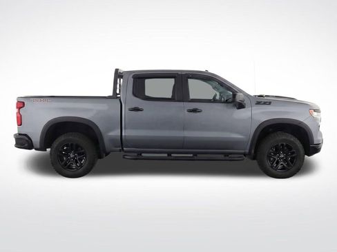 Used 2024 Chevrolet Silverado 1500 Custom Trail Boss w/ LPO, Dark Essentials Package AWD/4WD image 9