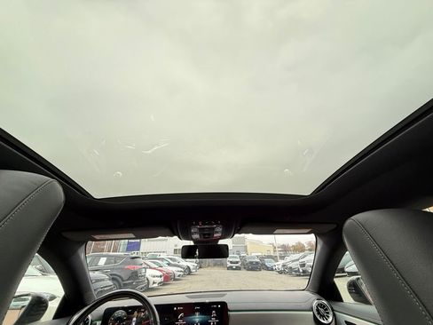 Used 2023 Mercedes-Benz CLA 250 image 22