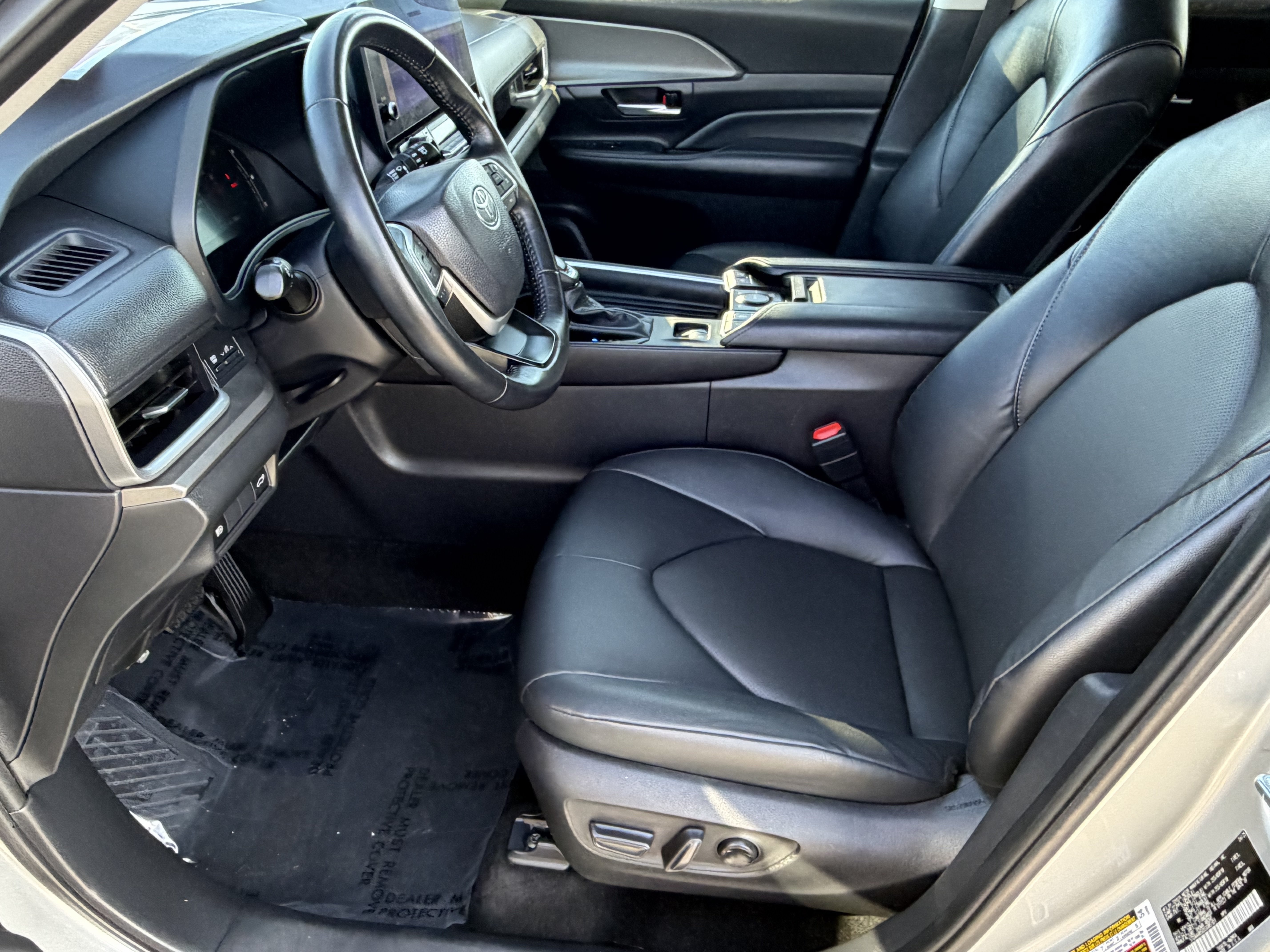 Certified 2025 Toyota Grand Highlander AWD image 26