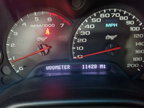 Used 2003 Chevrolet Corvette Coupe RWD image 31