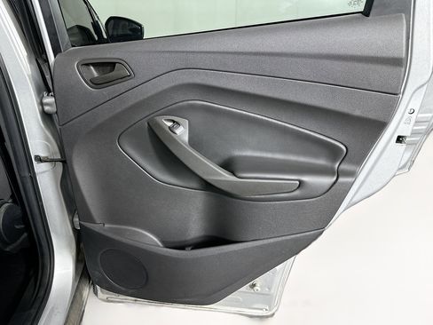 Used 2018 Ford Escape S image 27