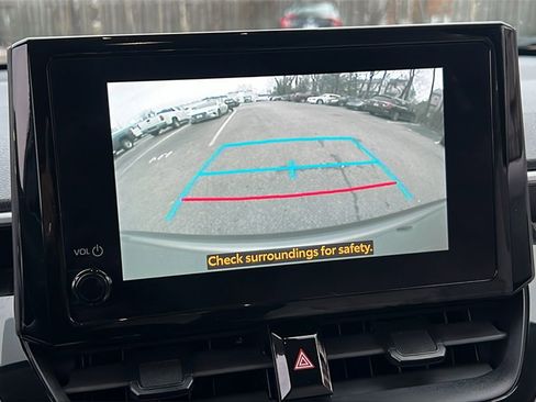 Used 2023 Toyota Corolla Cross L image 22