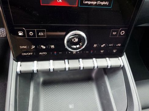 New 2026 GMC Terrain Elevation w/ Elevation Premium Package image 23