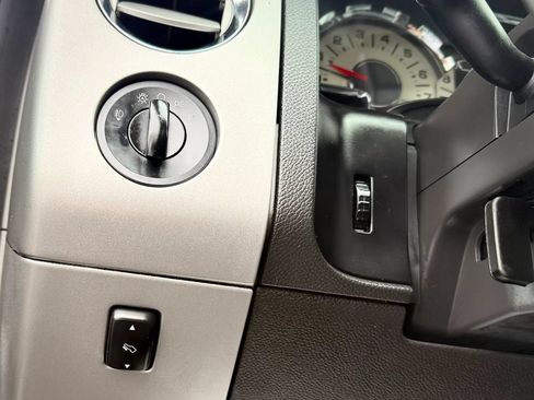 Used 2012 Ford Expedition Limited AWD/4WD image 21