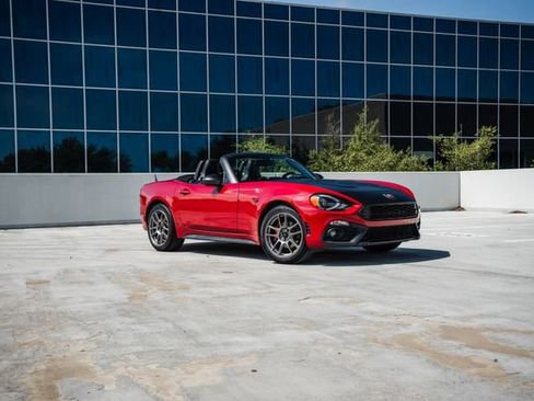 Used 2020 FIAT 124 Spider Abarth w/ Convenience Group image 45