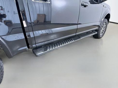 Used 2018 Ford F150 XLT w/ Equipment Group 302A Luxury AWD/4WD image 38