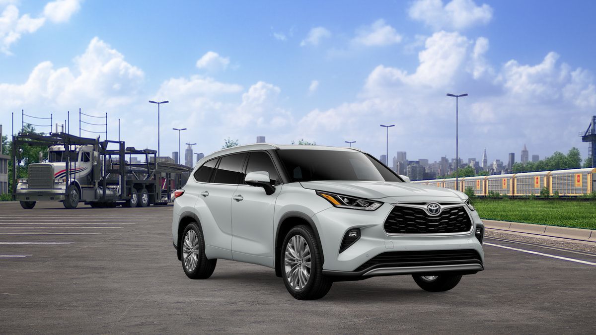 New 2026 Toyota Highlander Platinum AWD/4WD image 17