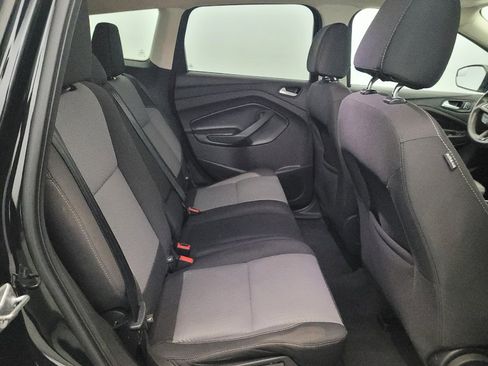 Used 2017 Ford Escape SE AWD/4WD image 19