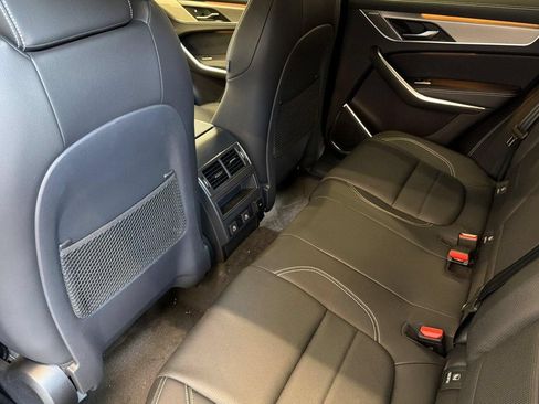 New 2026 Jaguar F-PACE R-Dynamic S AWD/4WD image 15