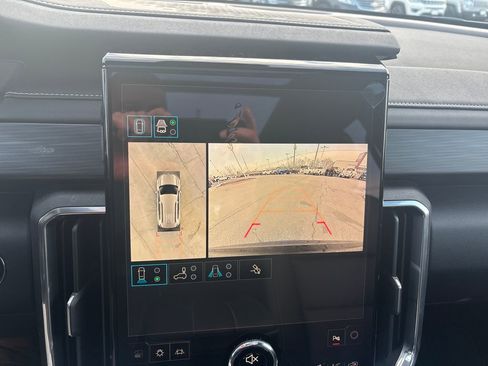 New 2026 GMC Acadia Elevation w/ Elevation Premium Package image 25