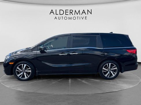 Used 2021 Honda Odyssey Touring image 2