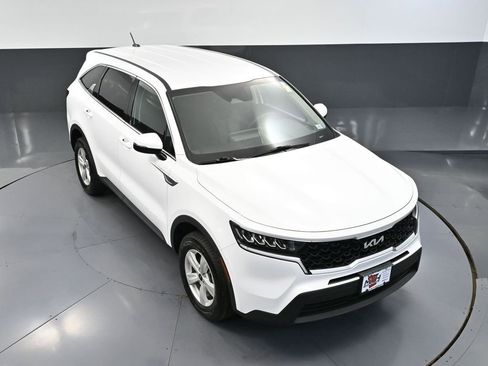 Used 2023 Kia Sorento LX AWD/4WD image 57